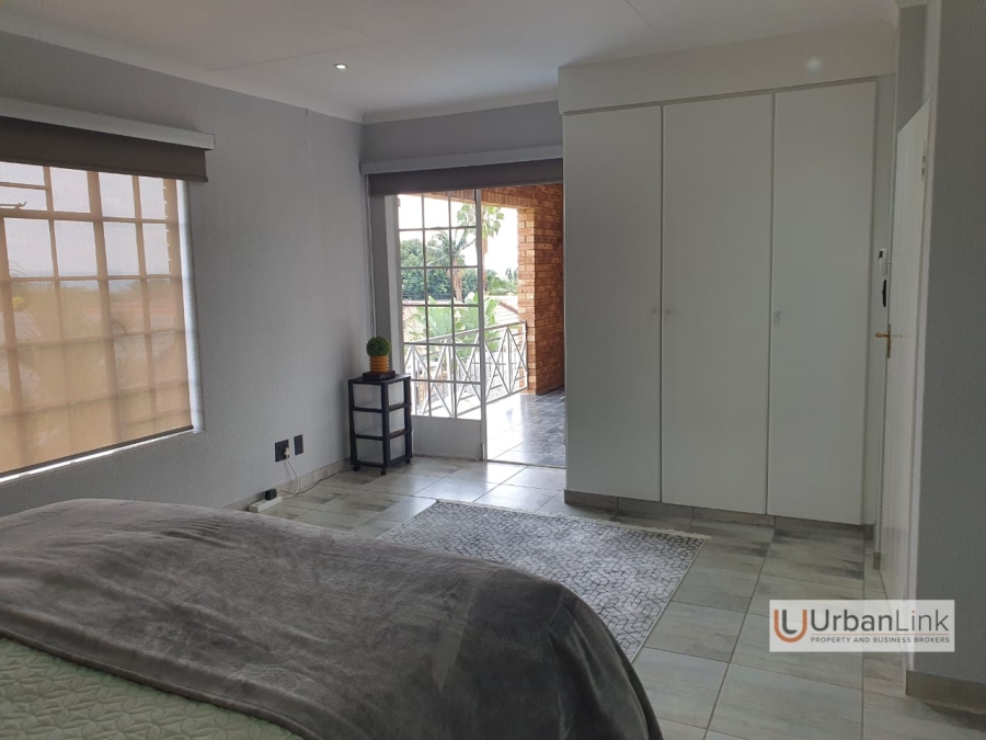 3 Bedroom Property for Sale in Safari Gardens North West